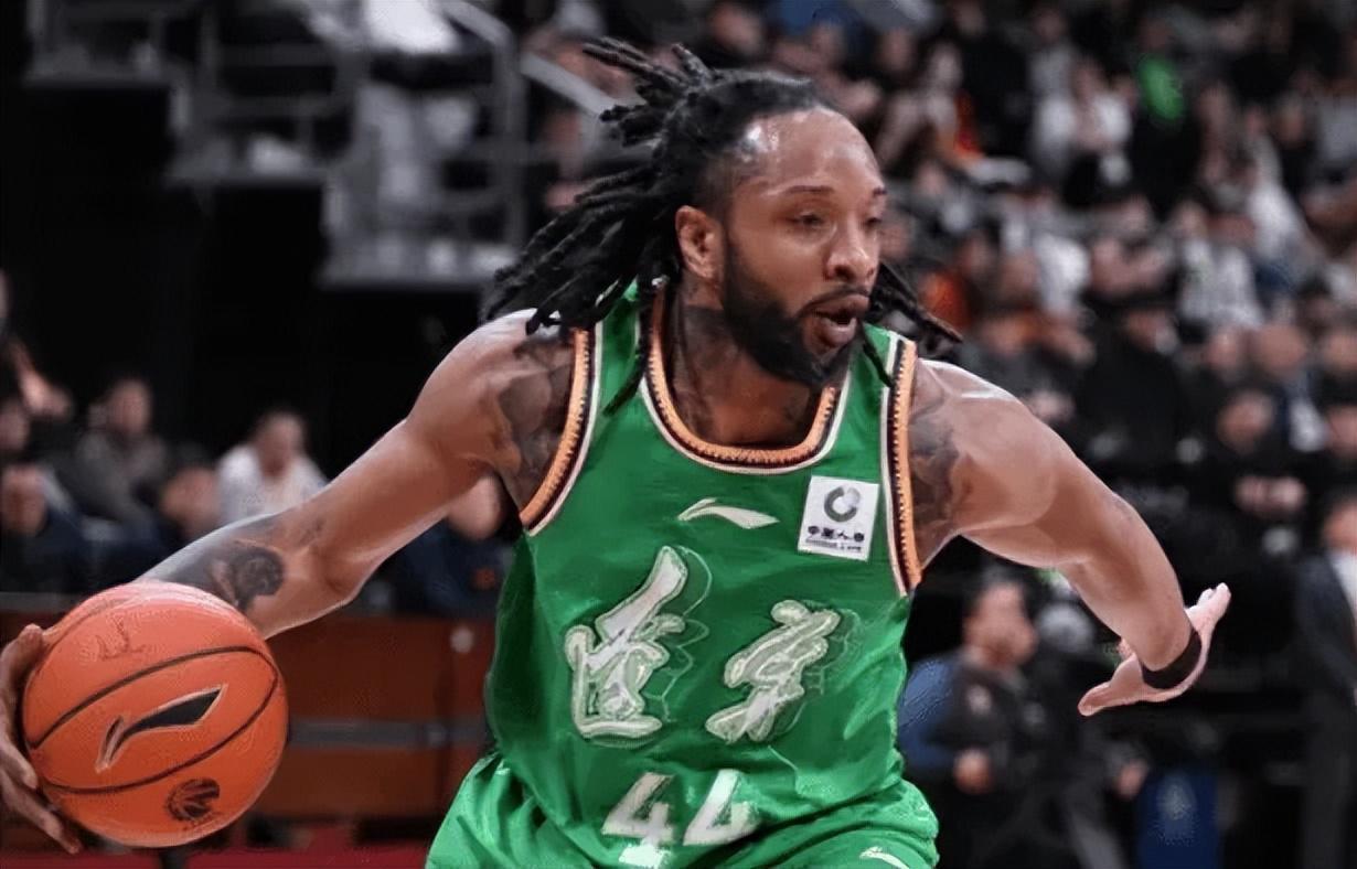 kaiyun体育app下载-辽宁70-86青岛 球员评价：威尔斯满分，2人及格，8人低迷