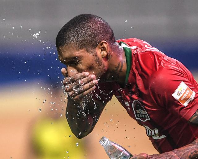 开云体育app-【中超】卡兰加头槌陈蒲破门 10人河南2比0青岛首胜