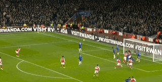 开云体育直播-【英超】角球对轰！阿森纳2比1十人切尔西5分领跑